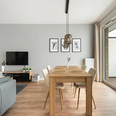 Apartment Ursus Chic By Bookinghost *