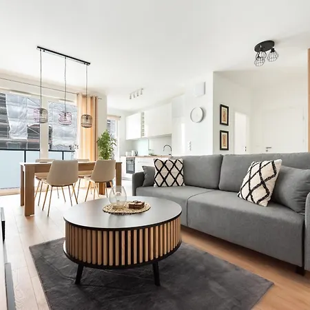 Ursus Chic By Bookinghost Apartament